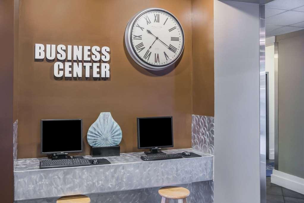 Baymont By Wyndham Indianapolis Northeast Hotel Faciliteter billede