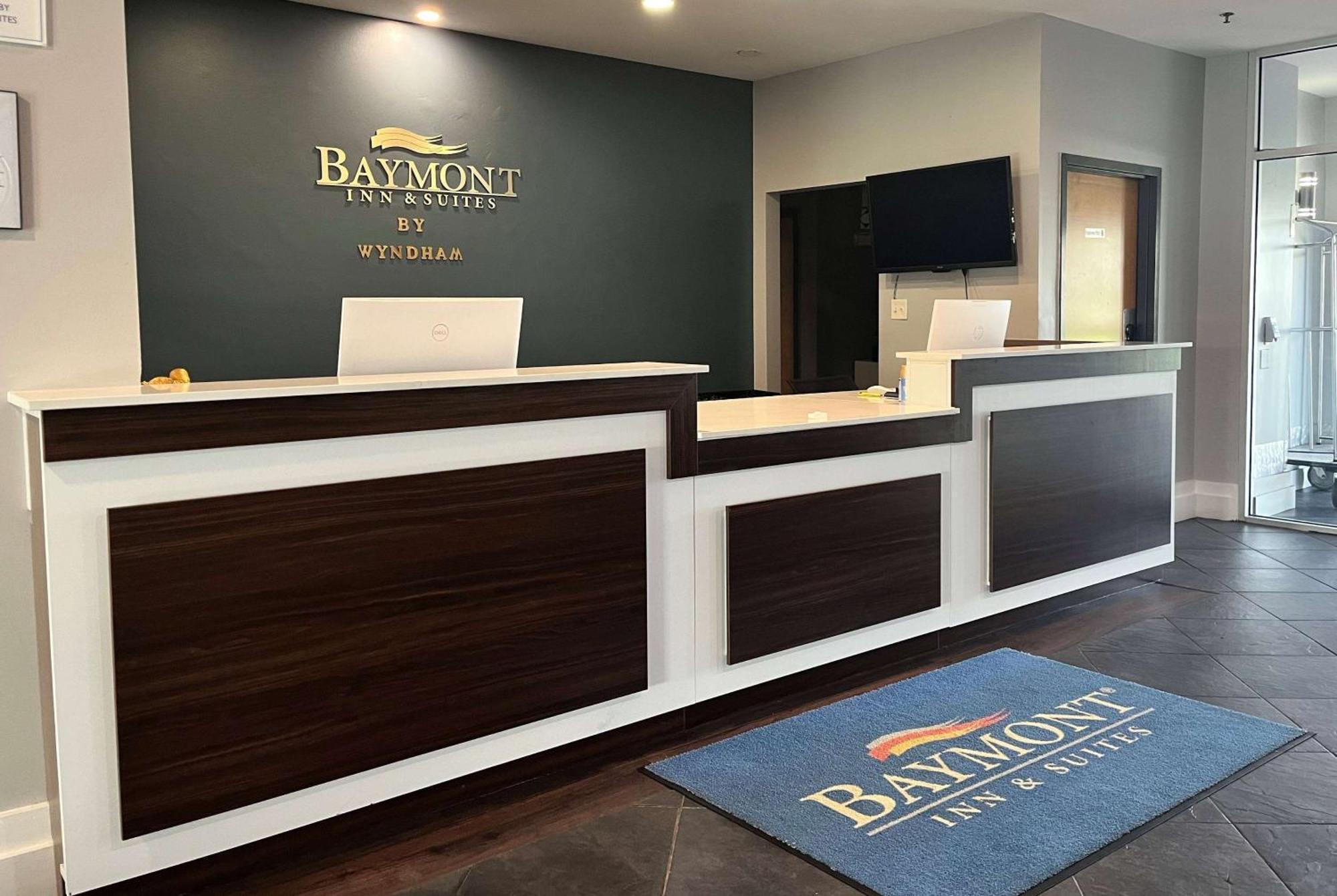 Baymont By Wyndham Indianapolis Northeast Hotel Eksteriør billede